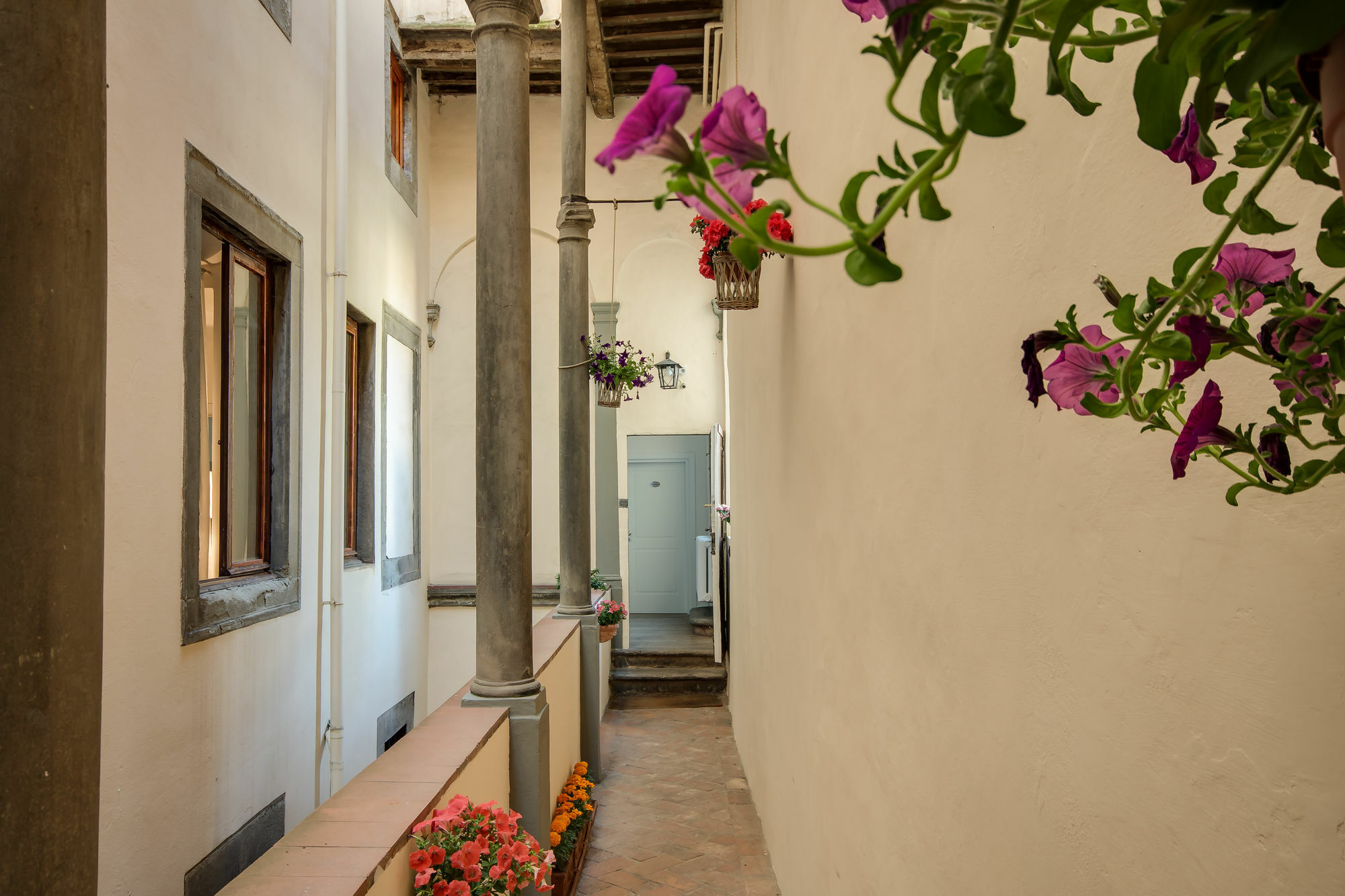 Residenza D'Epoca Borgo Albizi Florença Exterior foto